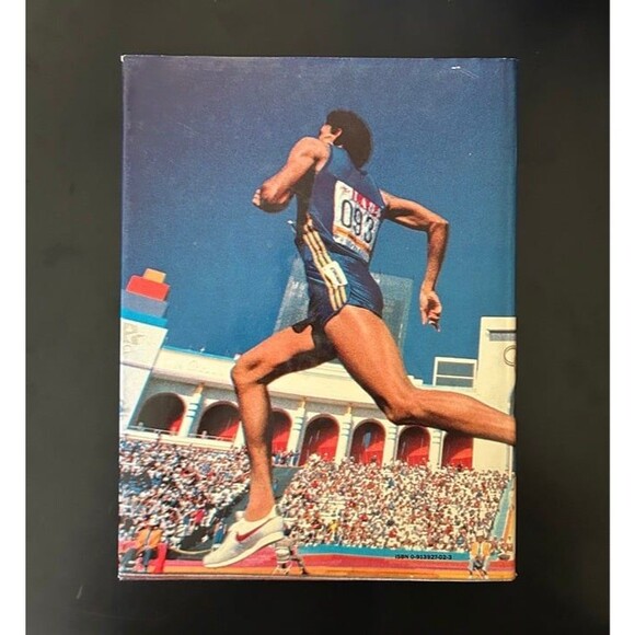 Games of the XXIIIrd Olympiad - Los Angeles 1984 Commemorative Book. HB - Picture 7 of 7